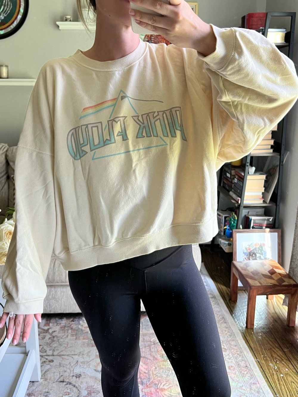 Oversized Pink Floyd sweater